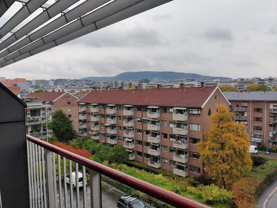 Апартаменты Spacious And Cozy Study With Balcony